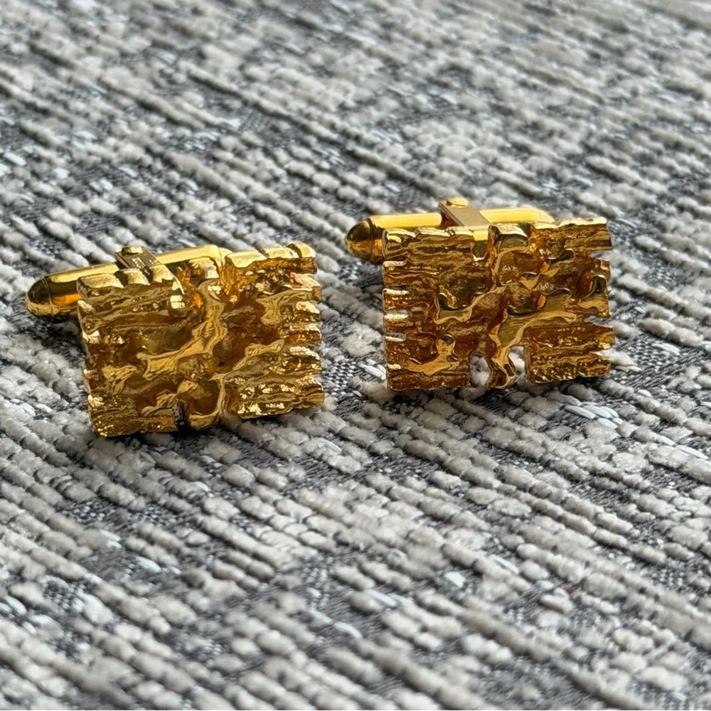 VINTAGE Christian DIOR Rectangle Gold Tone Cufflinks Textured Nugget Brutalist